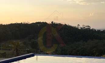 Imagem 3: Chácara à venda em Mogi das Cruzes-SP, Bairro Beija Flor: 3 quartos, 1 suíte, 2 salas, 4 b