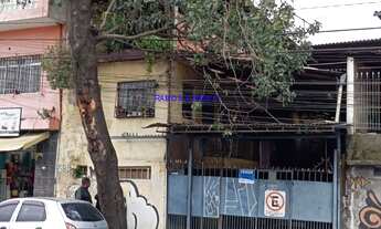 Imagem: 6 dormitórios, 6 banheiro, 5 vagas na garagem