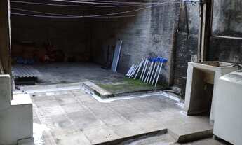 Imagem 2: 3 dormitórios, 1 banheiros, 2 vagas na garagem, 1M² de Área Construída, 1M² de Área Total