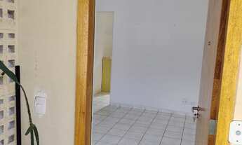 Imagem 2: 2 dormitórios, 1 vaga na garagem, 1M² de Área Construída