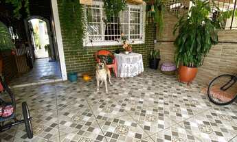 Imagem: 2 dormitórios, 1 suítes, 2 vagas na garagem