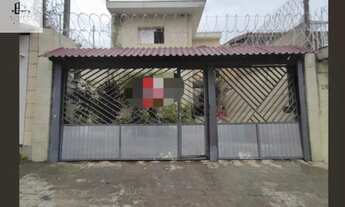 Imagem: 4 dormitórios, 3 suíte, 5 banheiro, 4