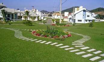 Imagem 4: Amplo Terreno no Condomínio Horizontal Praia Brava
