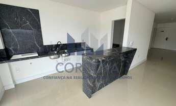 Imagem 2: Apartamento de Luxo na Meia Praia: 3 Quartos, 3 Suítes, 2 Salas, 2 Vagas de Garagem, 138m²