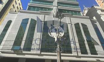 Imagem 3: Apartamento à Venda em Itapema-SC, Meia Praia: 3 Quartos, 3 Suítes, 2 Salas, 2 Vagas de Ga