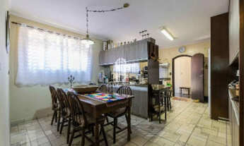 Imagem 2: SOBRADO COM TRÊS DORMITÓRIOS (UMA SUÍTE), TRÊS BANHEIROS E SEIS VAGAS NA SAÚDE SOBRADO NA