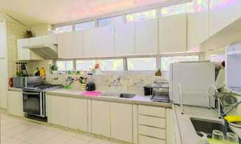 Imagem 6: Sobrado á venda no Jardim Guedala, com 4 dormitórios, sendo 2 suítes e 4 vagas