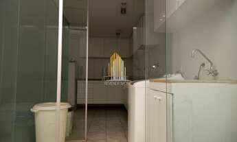 Imagem 3: Casa Sobrado à venda em Moema de 200 m² com 2 dormitórios sendo 2 suítes e 2 vagas de gara