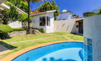 Imagem 2: Alto da Lapa - Casa Térrea de 380m² com 3 dormitórios, 1 suíte e 6 vagas