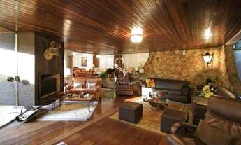 Imagem 4: Alto de Pinheiros - Sobrado de 453m com 4 dormitórios, 2 suítes, piscina e 6 vagas