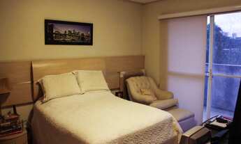 Imagem 5: Planalto Paulista - Sobrado Residencial de 550m² com 3 suítes, 5 banheiros, 4 vagas