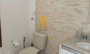 Imagem 7: Sobrado de 397m² com 3 dormitórios / 1 suíte, 4 banheiros e 5 vagas à venda na região da L