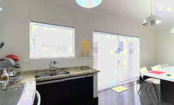 Imagem 7: SOBRADO RESIDENCIAL DE 200M² POSSUI 4 DORMITÓRIOS (2 SUÍTES) E 2 VAGAS Á VENDA NA REGIÃO D