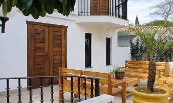 Imagem: Casa com 800m e 5 quartos no Jardim Leonor