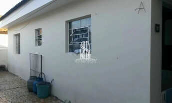 Imagem 2: CASA ASSOBRADADA DE 358M² COM 1 DORMITÓRIO, 1 SALA, 1 BANHEIRO E 1 VAGA À VENDA NA REGIÃO