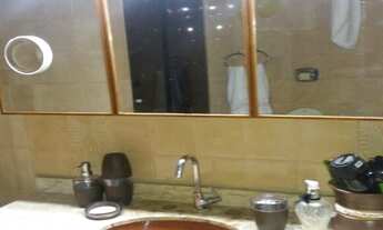 Imagem 2: Ampla casa de 250 metros, com 4 dormitórios, 3 suítes, e 5 banheiros , Campo Grande ,SP