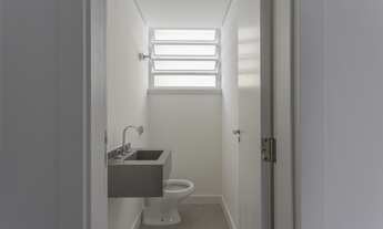 Imagem 2: Apartamento no Jardim Paulista com 209m² sendo 3 dormitórios, 1 suíte, 2 banheiros e 2 va