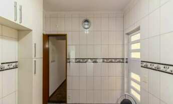 Imagem 3: Casa à venda em Mirandópolis com 3 dormitórios 1 suíte 4 banheiros 2 vagas