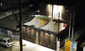 Imagem 5: SAUDE - CASA ASSOBRADADA EM DE 130m² COM 3 QUARTOS, 3 SUITES, QUINTAL E 2 VAGAS Á VENDA