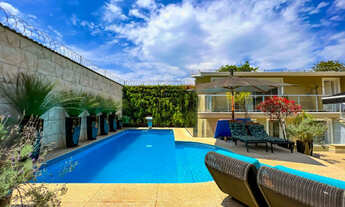 Imagem 7: Casa térrea em rua sem saída ao lado do Parque Horto Florestal, com 4 suítes e lazer compl