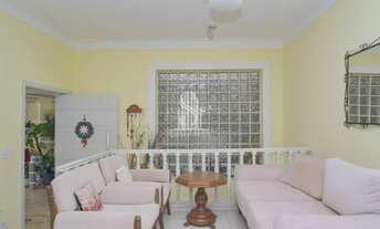 Imagem: Casa Sobrado com piscina à venda no Planalto