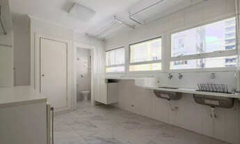 Imagem 6: Apartamento duplex no Jardim Europa, com 5 dormitórios sendo 3 suítes e deposito