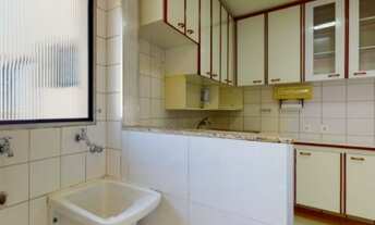 Imagem 2: Apartamento à venda em Alto de Pinheiros com 3 quartos, 1 suíte e 4 banheiros, 104m²