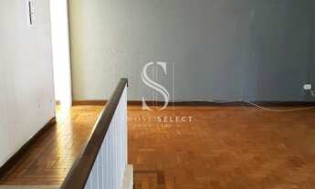 Imagem 2: SOBRADO DE 186M² POSSUI 2 DORMITÓRIOS, 2 SALAS E 5 VAGAS, À VENDA NA REGIÃO DE PERDIZES