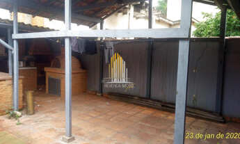 Imagem 7: CASA TÉRREA DE 253M² POSSUI 4 DORMITÓRIOS (1 SUÍTE), 1 SALA E 3 VAGAS, À VENDA NA REGIÃO D