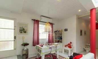 Imagem 5: CASA 3 DORMITORIOS, 2 SALAS, 1 SUÍTE, 3 BANHEIROS, 5 BANHEIROS NA LOCALIDADE DA VILA NOVA