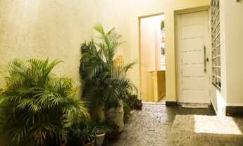 Imagem 3: SUMARÉ, CASA SOBRADO RESIDENCIAL DE 180M² COM 4 DORMITORIOS, 2 SUITES E 2 VAGAS DE GARAGEM