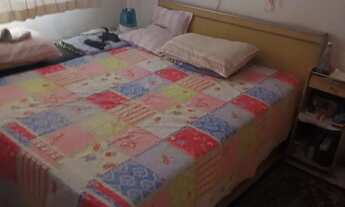 Imagem 6: Casa grande que foi dividida em duas, com terreno de 430 m2