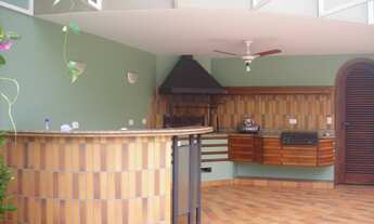 Imagem 4: Casa com picina à venda no Jardim Guedala - Morumbi com 4 suítes e 4 vagas