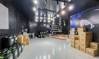 Imagem 4: Prédio Comercial de 2400m² com 7 salas de diretoria, 15 vagas de garagem no Ipiranga - São