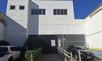 Imagem 2: LOJA COM GALPAO Sala comercial com 4 banheiros