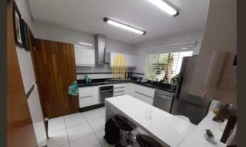 Imagem 5: CASA DE 181M² COM 4 DORM/4 SUITES, 5 BANHEIROS, PISCINA E 4 VAGAS Á VENDA EM VILA MARIANA