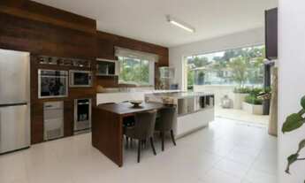 Imagem 4: Casa à venda no Pacaembu com 657m² 4 dormitórios 3 suítes 7 banheiros 8 vagas