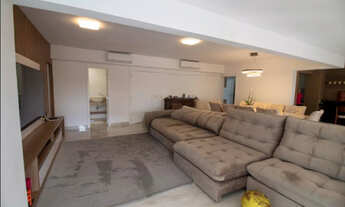 Imagem 7: Apartamento de Luxo à Venda em Jardim das Acácias, São Paulo-SP: 3 Quartos, 3 Suítes, 4 Ba