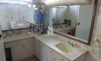 Imagem 4: APARTAMENTO DE 300M² COM TRÊS SUÍTES, CINCO BANHEIROS E TRÊS VAGAS Á VENDA NO JD PAULISTA