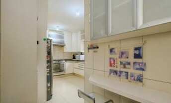 Imagem 3: Apartamento Santa Cecília com 4 dormitórios sendo 2 suites, 3 vagas, 270m