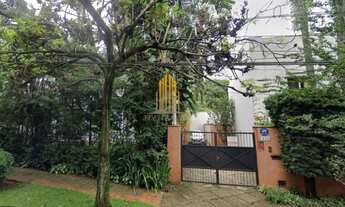 Imagem 2: Sobrado Residencial de 510m² com 3 suítes, edícula e 4 vagas à venda na região da Vila Mad