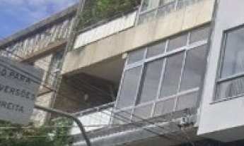 Imagem 1: Prédio na Lapa com 2 apartamentos de 60m², 2 dormitórios e 2 apartamentos de 120m² com 3 d