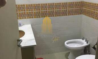 Imagem 7: CASA ASSOBRADADA DE 210m² COM 3 QUARTOS , 1 SUITE , 4 BANHEIROS E 3 VAGAS Á VENDA