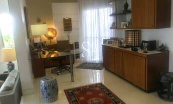 Imagem 2: Apartamento em Moema com 451m², 4 dormitórios, 3 suítes e 3 vagas Apartamento em Moema com