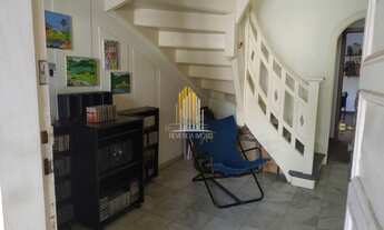 Imagem 5: MOEMA - SOBRADO DE 400M² POSSUI 4 DORMITÓRIOS SENDO 2 SUÍTES, 2 SALAS E 2 VAGAS