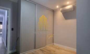 Imagem 2: SAUDE - CASA ASSOBRADADA EM DE 130m² COM 3 QUARTOS, 3 SUITES, QUINTAL E 2 VAGAS Á VENDA