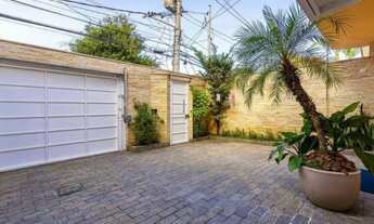 Imagem 3: Jardim Paulistano, Sobra Residencial de 220m² com 4 dormitórios, 2 suítes, 4 vagas