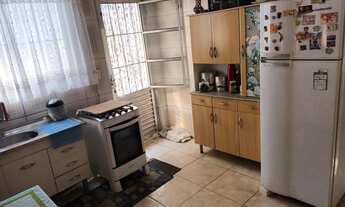 Imagem 3: Casa grande que foi dividida em duas, com terreno de 430 m2