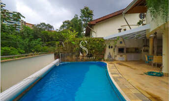 Imagem 2: Casa de Condomínio no Jardim Vitória Régia com 499m2 4 suítes 4 vagas de garagem Casa de C