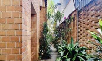 Imagem 4: Jardim Paulista - Casa de 412m² com 4 dormitorios, sendo 2 suites, 4 banheiros e 2 vagas